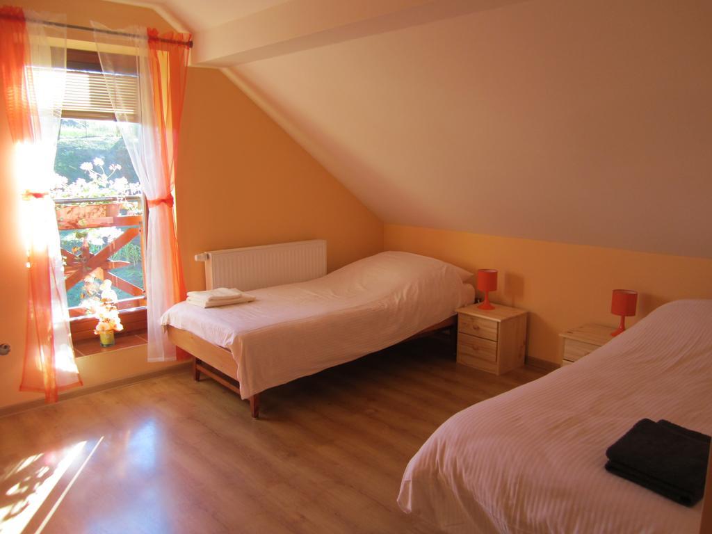 Ferienwohnung Privat Vrbov 23 Zimmer foto